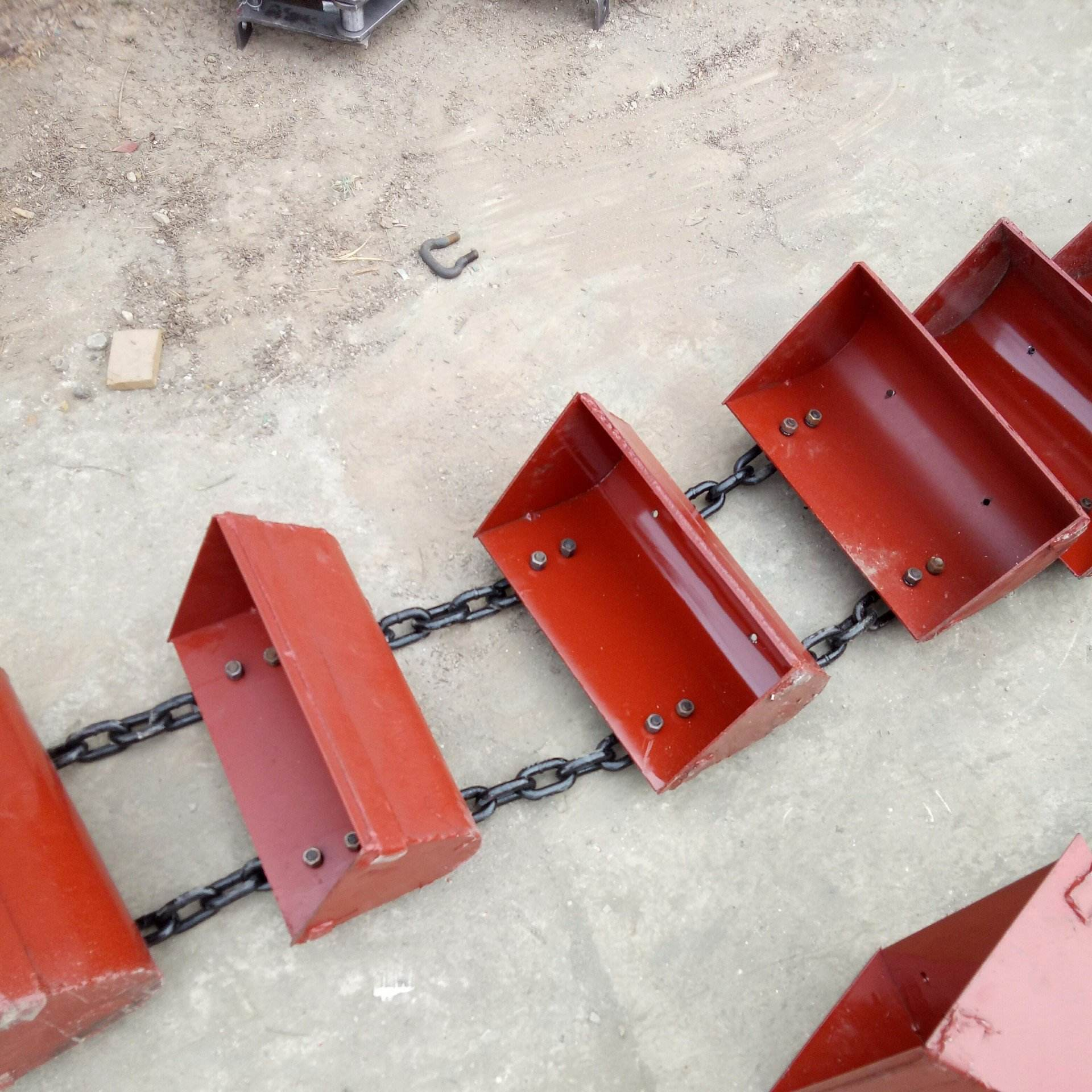 TH Chain Type Bucket Conveyor (5)